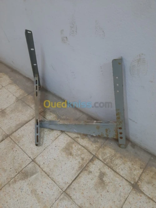 A vendre suport  de clim 24000 btu