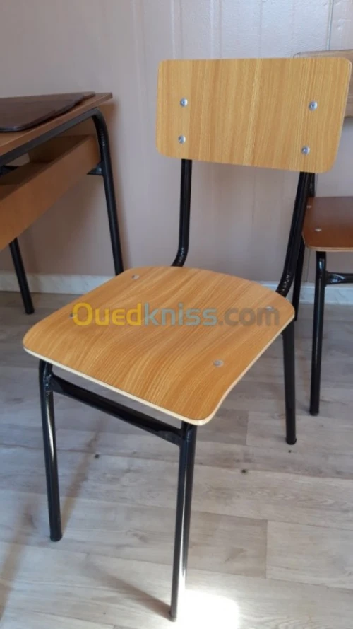 Fabrication de mobilier scolaire