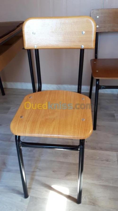 Fabrication de mobilier scolaire
