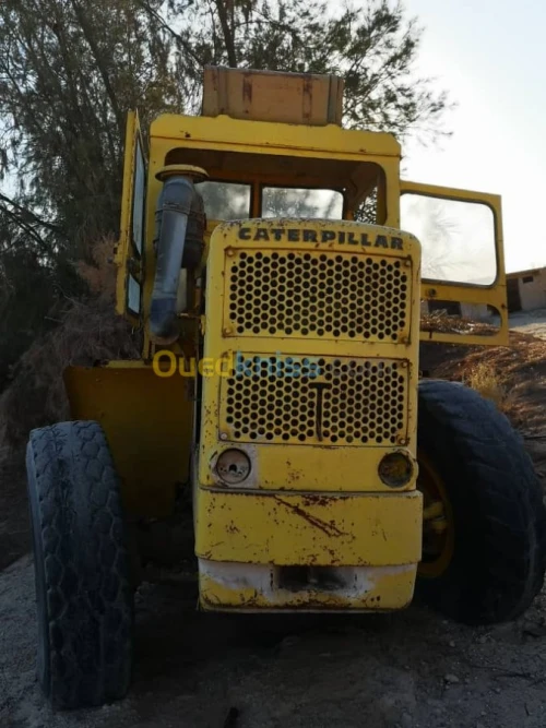CATERPILLAR CHARGEUR