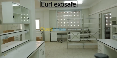 EQUIPEMENT DE LABORATOIRE