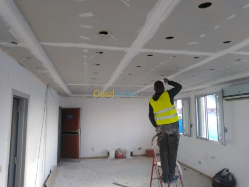 LES TRAVAUX D ARCHITECTURE