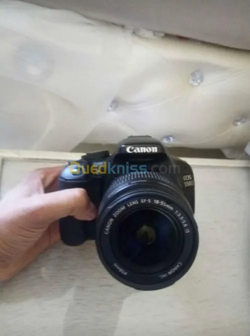 Canon 550d et objectif 18_55 bein étai