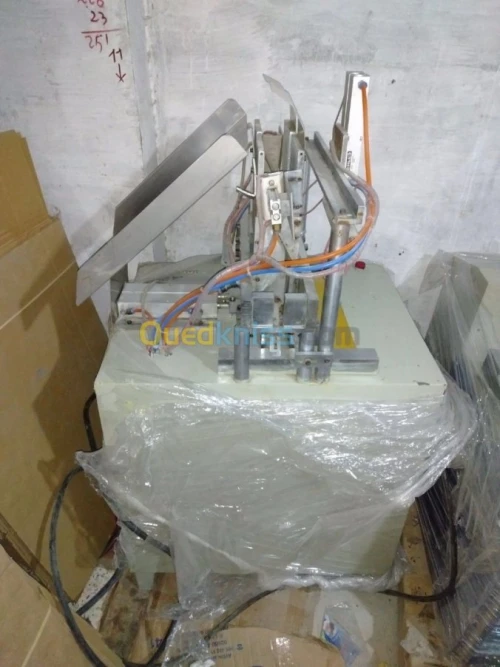 Machine de fabrication papier mouchoir