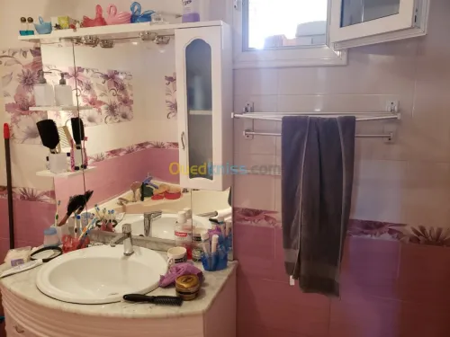 Vente Appartement F3 Alger Ain benian