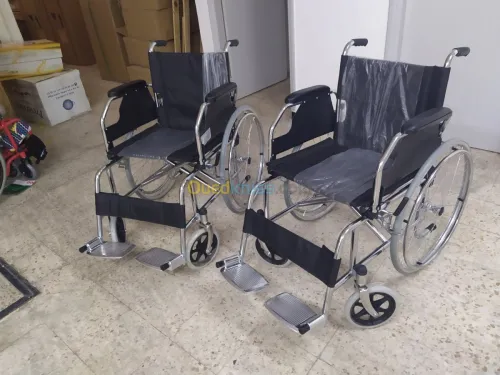 FAUTEUIL ROULANT ADULTE ACCOUDOIR