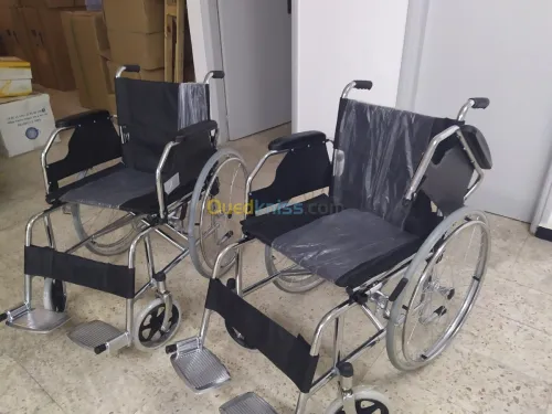FAUTEUIL ROULANT ADULTE ACCOUDOIR