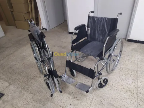 FAUTEUIL ROULANT ADULTE ACCOUDOIR