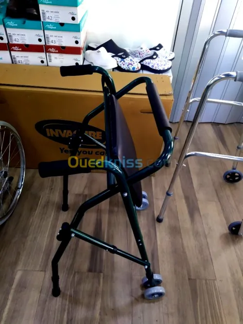 Déambulateur Rollator à 2 roues 8”