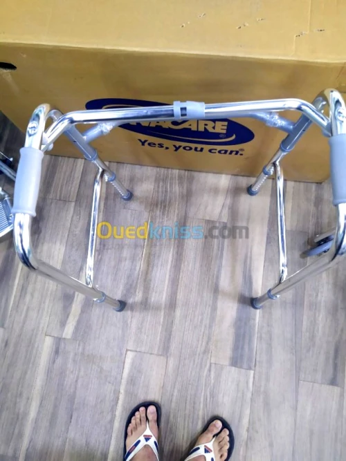 Déambulateur sans roues 
