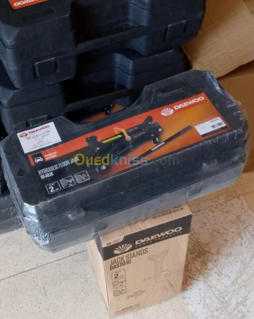 Kit cric et  2 chandelles  Daewoo 2Ton