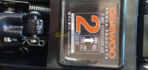 Kit cric et  2 chandelles  Daewoo 2Ton