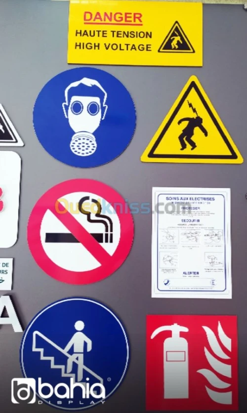 Plaques Et Panneaux Signalétiques  