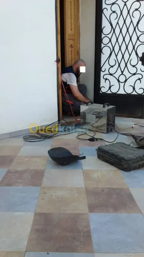 صناعة كل أنواع الأبواب من الحديد 