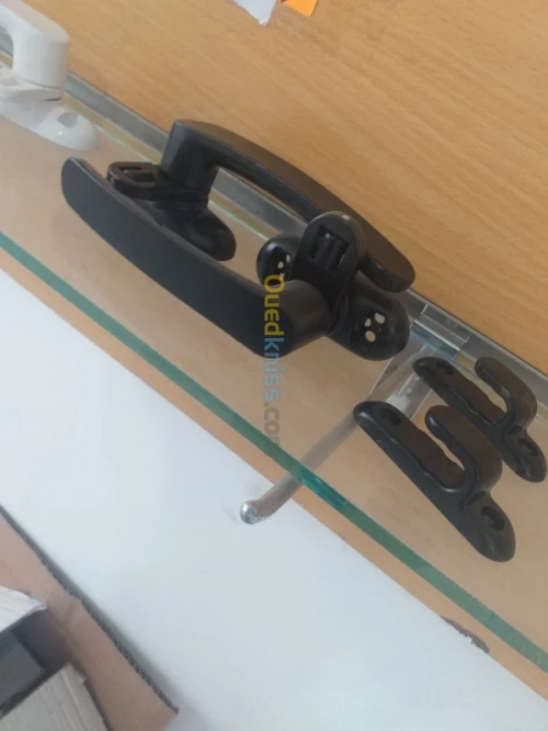 Vente profil d'aluminium et accessoire