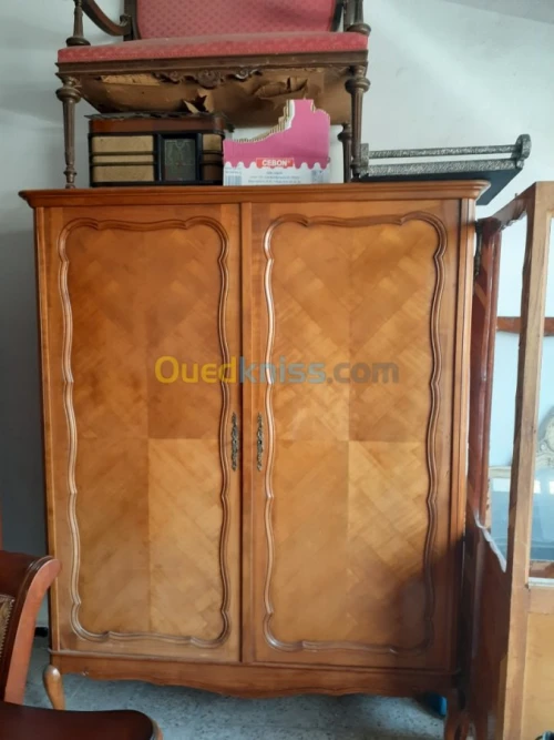 BROCANTE DE MEUBLE 