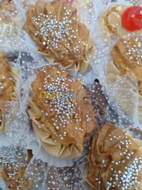 Préparation des gâteaux orientaux