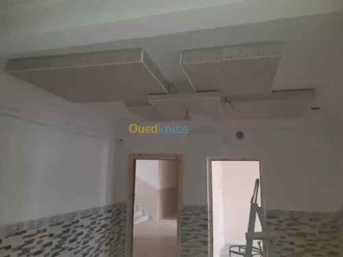 Faux plafond démontable 60×60. Pvc