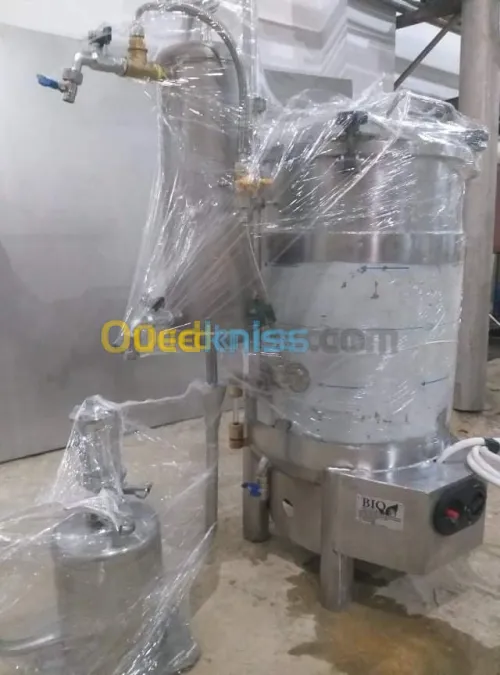 Distillateur pour huiles essentielles