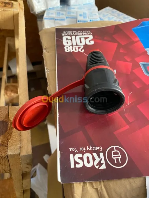 Box et prises en caoutchouc ROSI