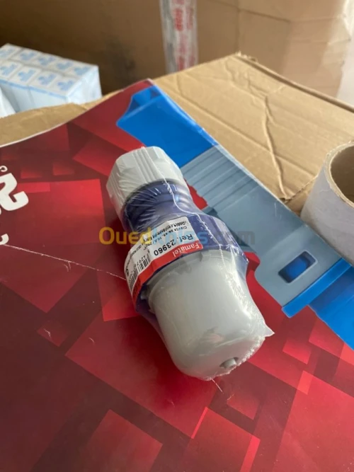 Box et prises en caoutchouc ROSI