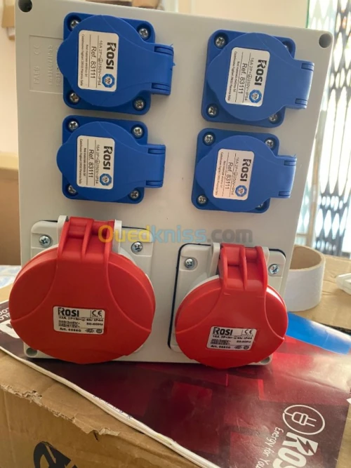 Box et prises en caoutchouc ROSI