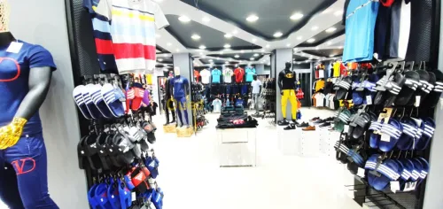 Agencement magasin vêtement