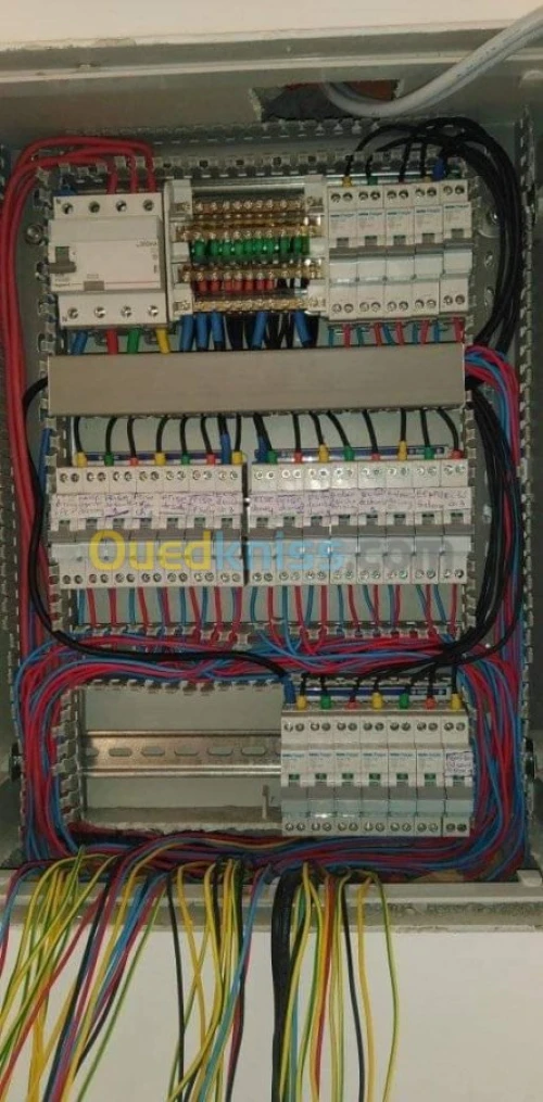 Electricien /travaux Electrique