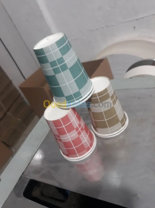 صناعة وتصنيع الأكواب الورقية جميع المق