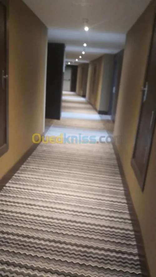 équipe pose gerflex moquette pvc antis