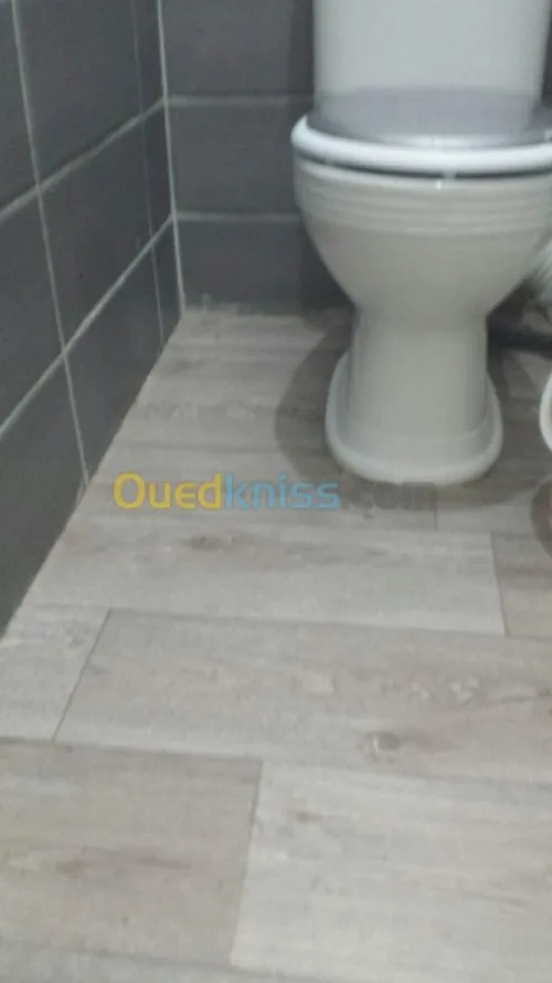 équipe pose gerflex moquette pvc antis