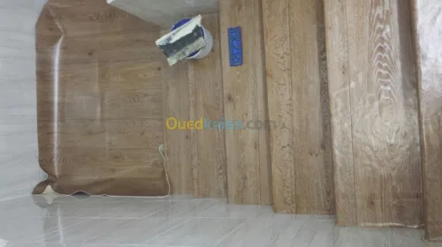 équipe pose gerflex moquette pvc antis