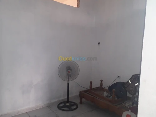 Vente Studio Jijel Taher