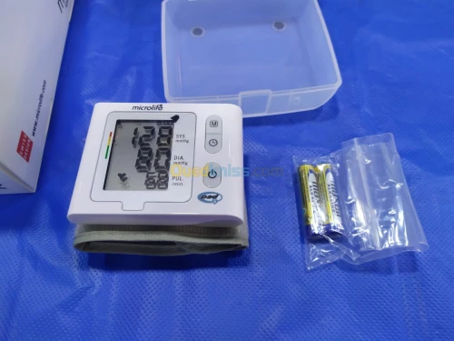 Microlife Tensiomètre-bracelet BP W2 S