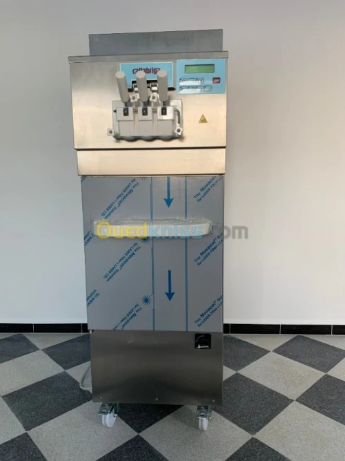 MACHINE à créme glacée soft
