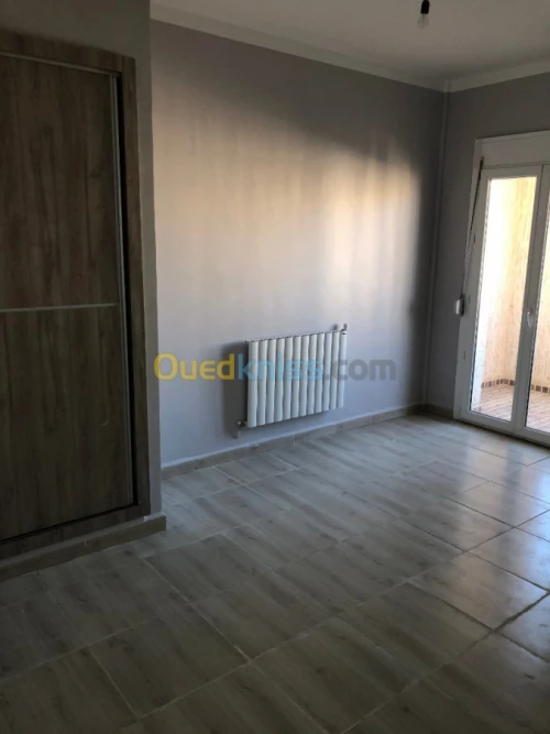 Location Appartement F5 Alger Souidania