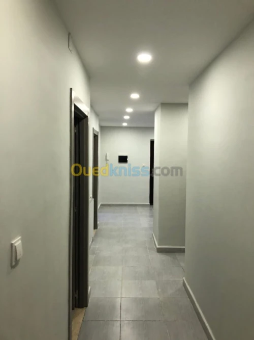 Location Appartement F5 Alger Souidania