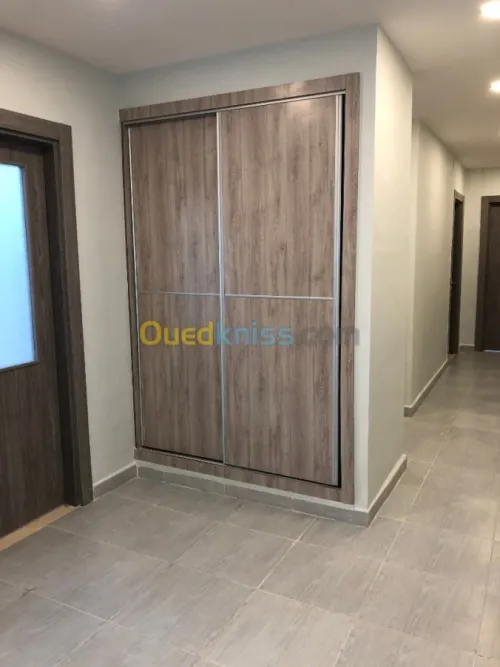 Location Appartement F5 Alger Souidania
