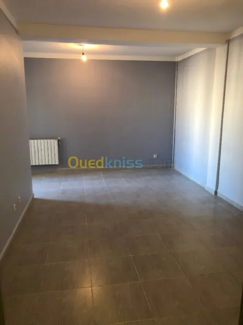 Location Appartement F5 Alger Souidania