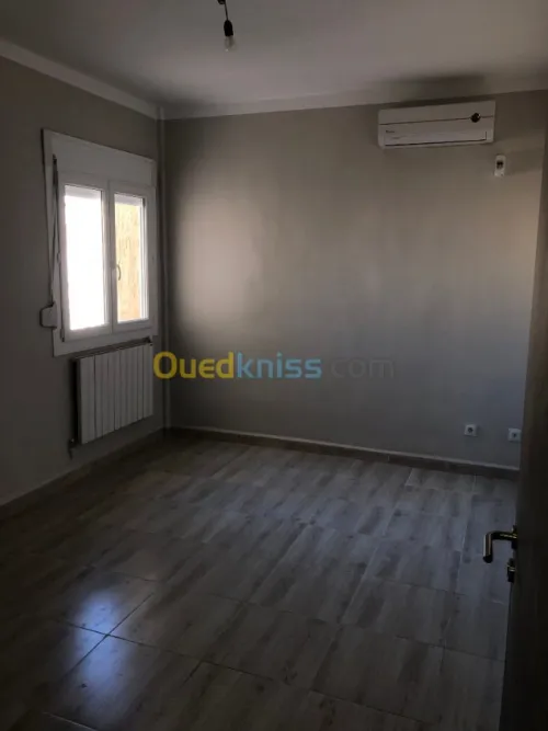 Location Appartement F5 Alger Souidania