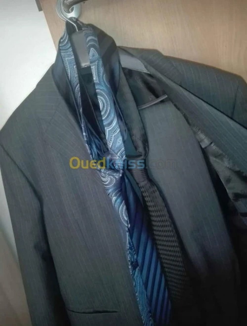 Costume Originale venu de France 