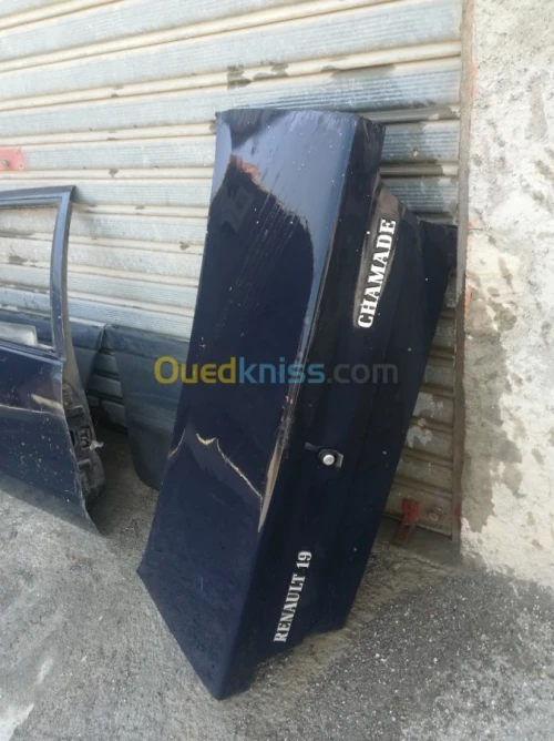 Renault 19 (Portes AV+AR droit+malle)