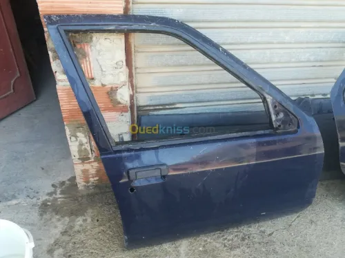Renault 19 (Portes AV+AR droit+malle)