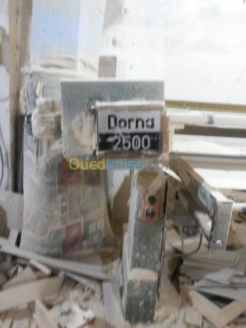  Trois machines de la menuiserier