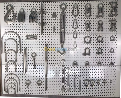 ACCESSOIRE D'ACCASTILLAGE EN INOX