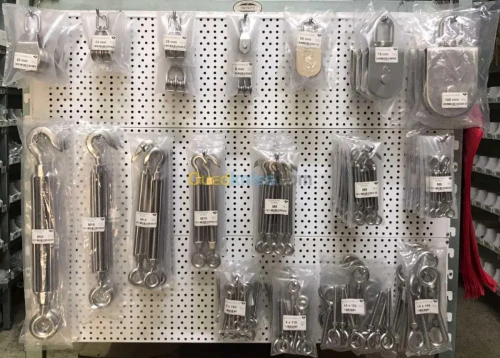 ACCESSOIRE D'ACCASTILLAGE EN INOX