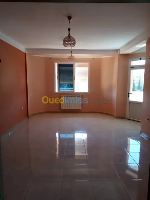 Vente Appartement F3 Bejaia Akbou