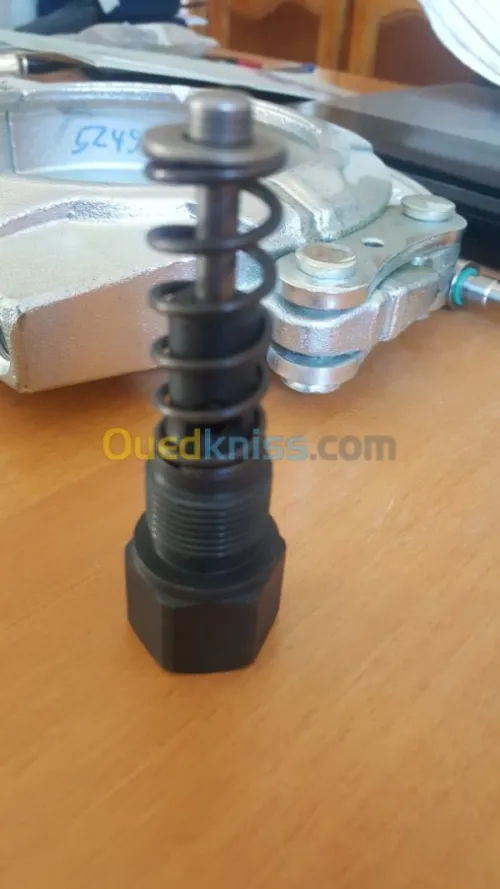 Pièce pour pompe a beton بيع قطاع غيار