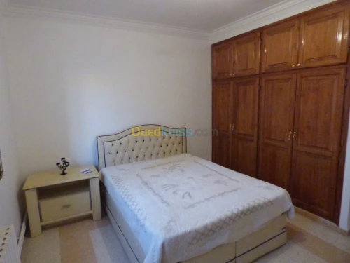 Location vacances Appartement F5 Alger Dely brahim
