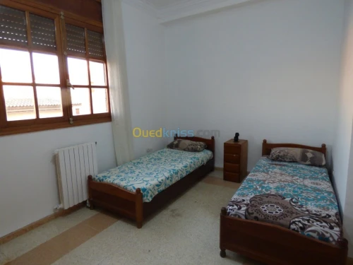 Location vacances Appartement F5 Alger Dely brahim